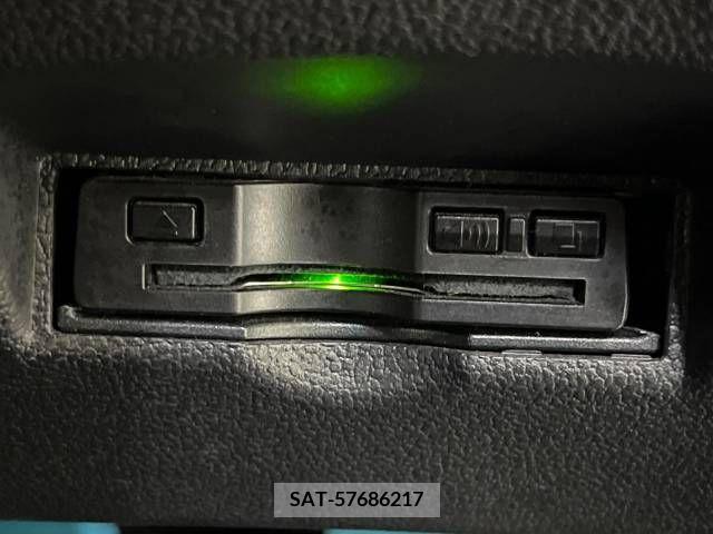 Toyota PRIUS 2019-02 281877-7