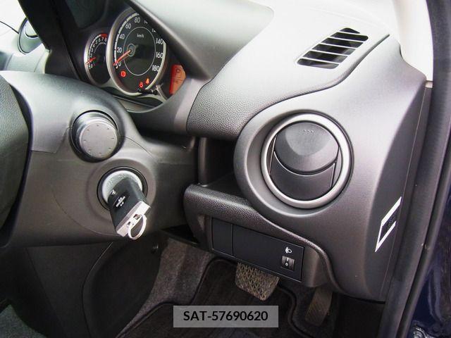Mazda DEMIO 2013-11 267513-14