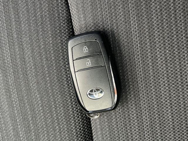 Toyota YARIS 2020-09 180497-9
