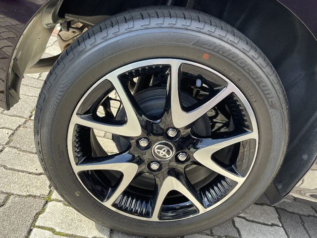 Toyota YARIS 2020-09 180497-23