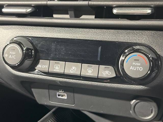 Nissan AURA 2023-06 193002-7