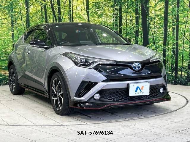 Toyota C-HR 2017-10 323013-15