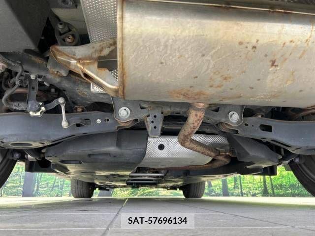Toyota C-HR 2017-10 323013-18