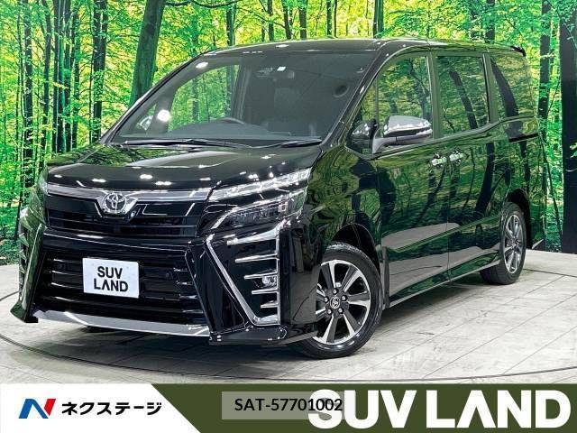 Toyota VOXY 2021-04 370449-0