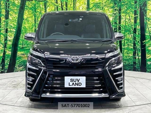 Toyota VOXY 2021-04 370449-14