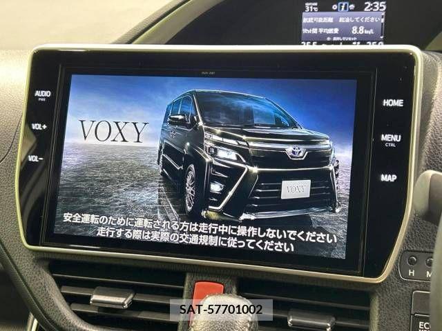Toyota VOXY 2021-04 370449-2
