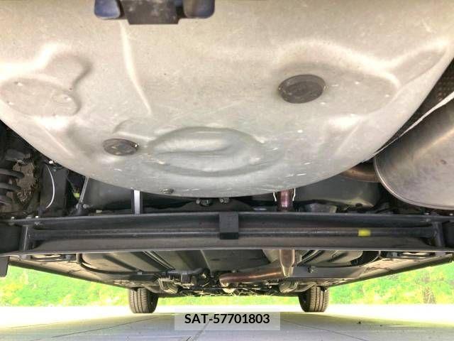 Toyota SIENTA 2018-03 246637-19