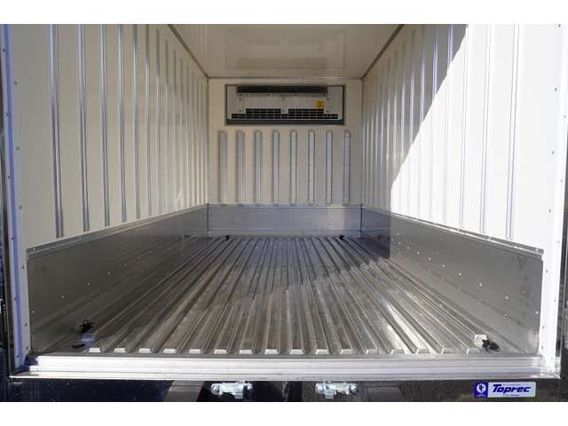 Mitsubishi CANTER 2022-05 314-15