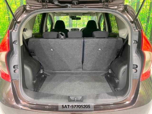 Nissan NOTE 2015-11 377899-11