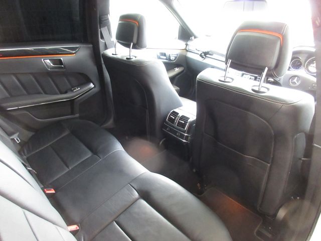 Mercedes Benz E-CLASS 2011-10 22009-8