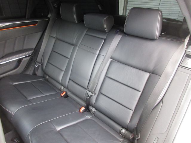 Mercedes Benz E-CLASS 2011-10 22009-10