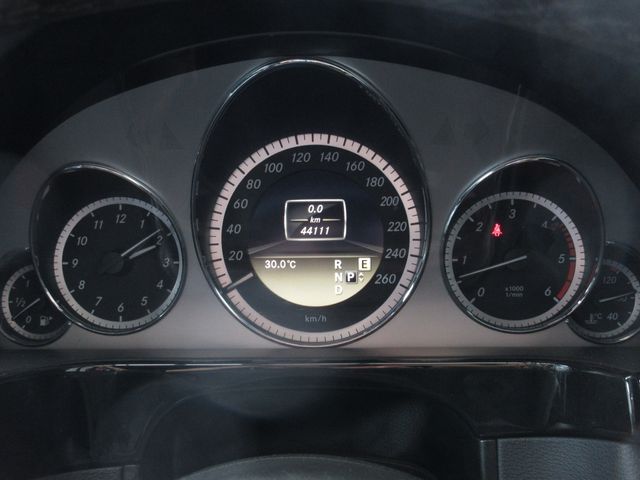Mercedes Benz E-CLASS 2011-10 22009-16