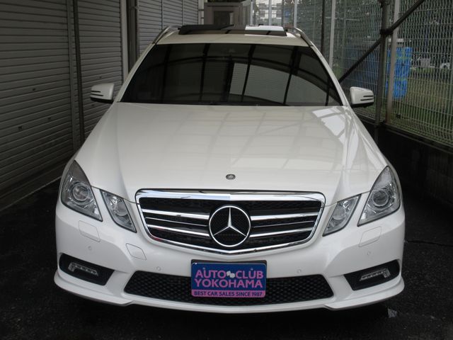 Mercedes Benz E-CLASS 2011-10 22009-1
