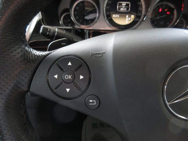 Mercedes Benz E-CLASS 2011-10 22009-21