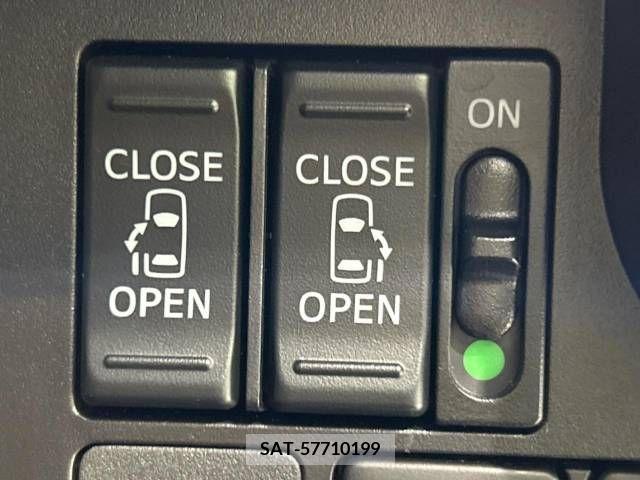 Toyota ROOMY 2017-04 393709-5