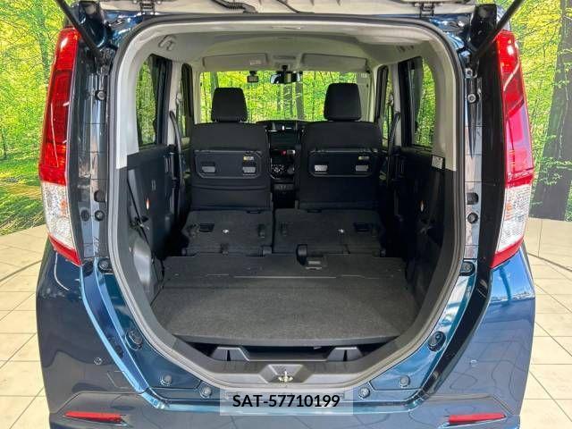 Toyota ROOMY 2017-04 393709-10