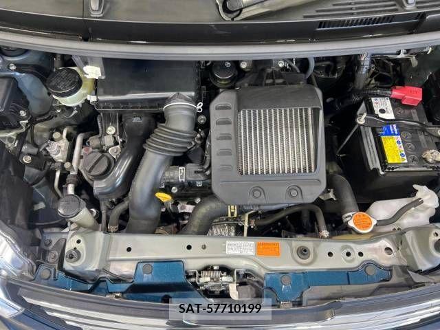 Toyota ROOMY 2017-04 393709-18