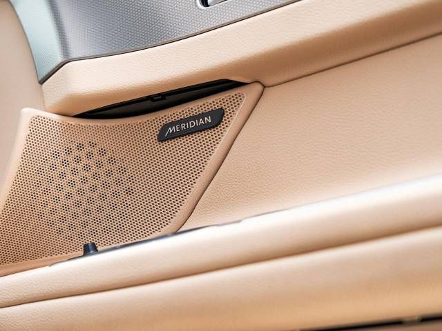 Jaguar XF 2018-12 192961-3