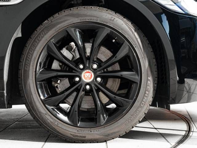 Jaguar XF 2018-12 192961-2