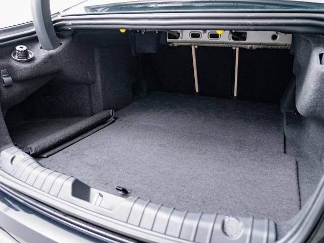 Jaguar XF 2018-12 192961-14