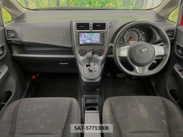 Toyota RACTIS 2010-11 393525-1