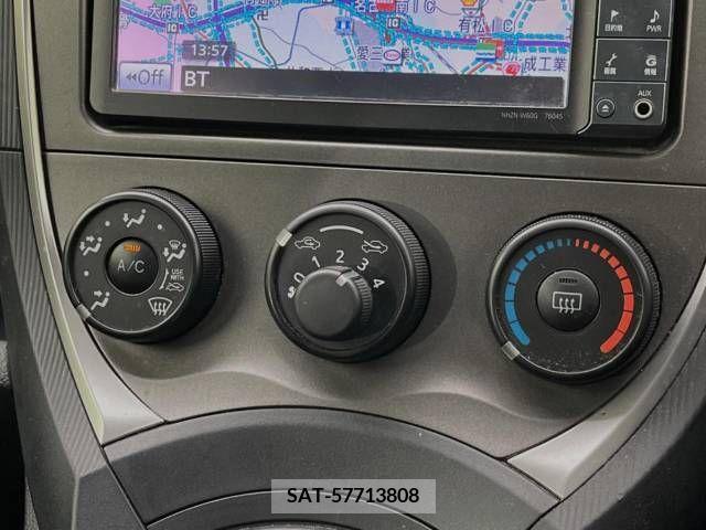 Toyota RACTIS 2010-11 393525-6
