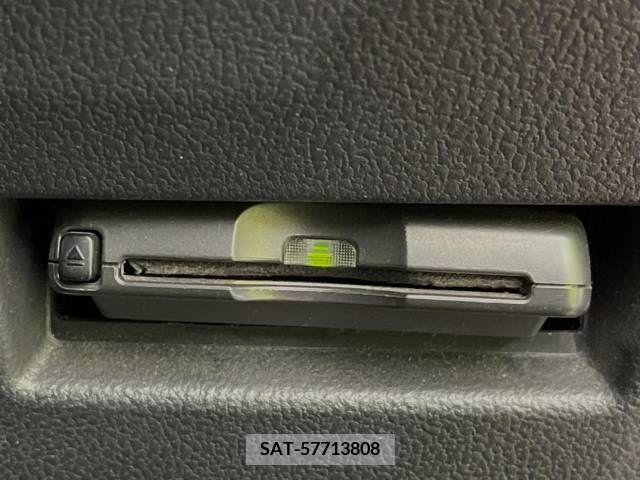 Toyota RACTIS 2010-11 393525-5