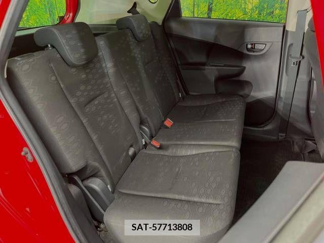 Toyota RACTIS 2010-11 393525-9