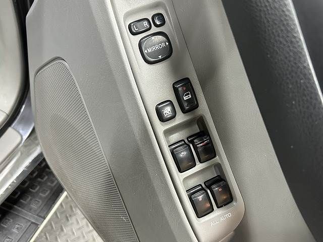 Toyota HILUX SURF 2003-01 183242-6