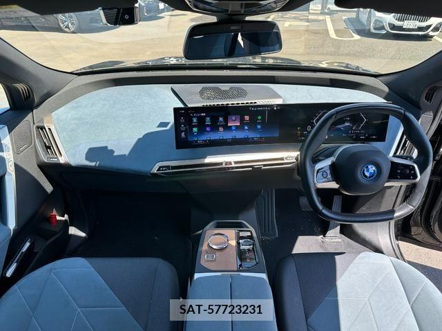 Bmw IX 2022-09 212762-1