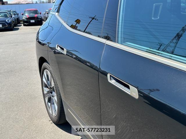Bmw IX 2022-09 212762-11