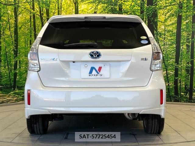 Toyota PRIUS ALPHA 2011-10 382316-15