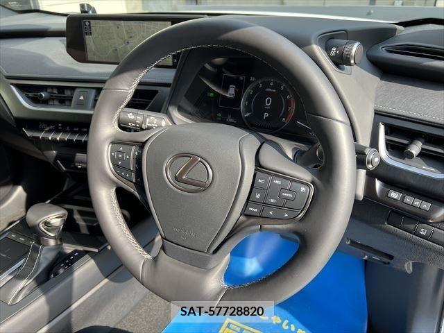 Lexus UX 2019-09 388184-26