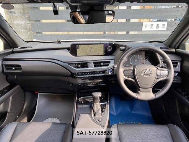 Lexus UX 2019-09 388184-10