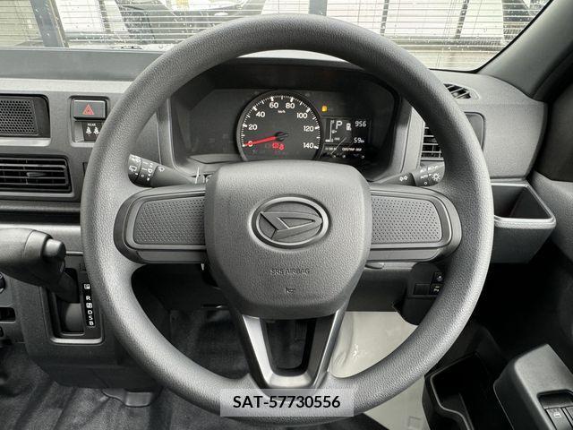 Daihatsu HIJET CARGO 2023-11 315730-11