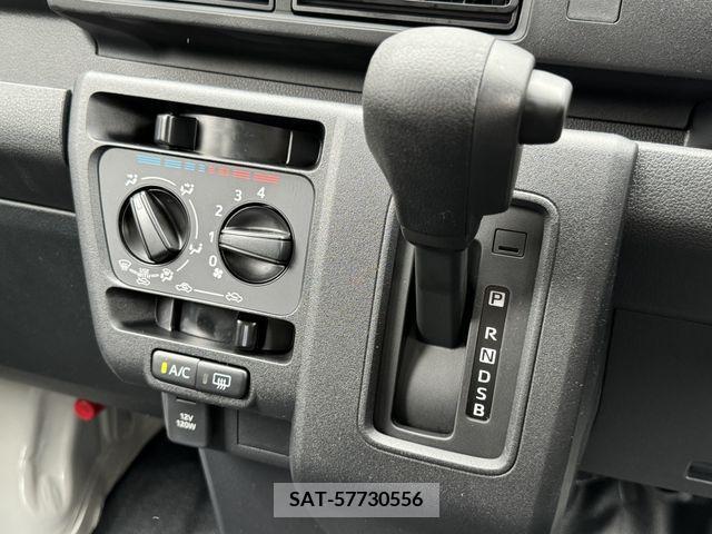 Daihatsu HIJET CARGO 2023-11 315730-15