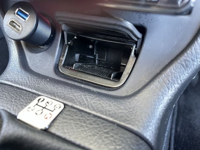 Suzuki CAPPUCCINO 1992-01 6873-19