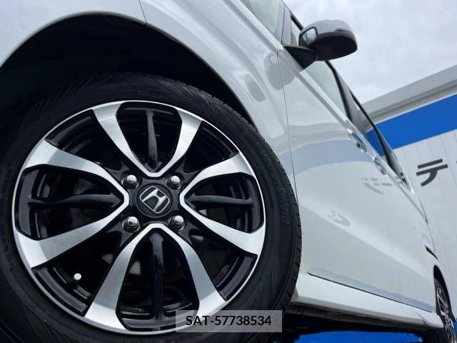 Honda N BOX CUSTOM 2019-08 256802-13