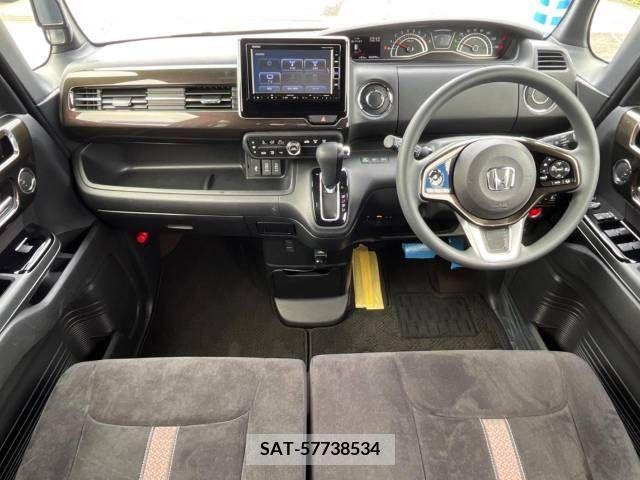 Honda N BOX CUSTOM 2019-08 256802-1