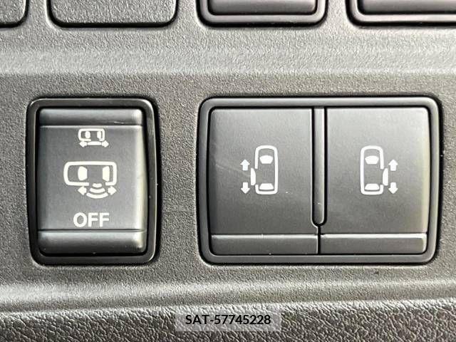 Nissan SERENA 2019-08 337317-6