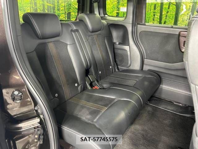 Honda N BOX 2018-10 278818-9