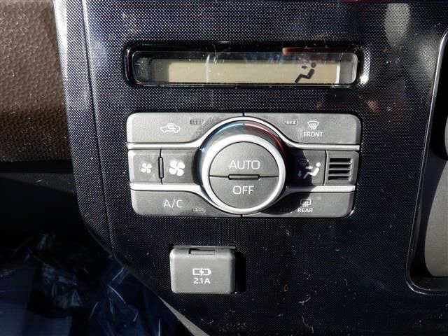 Daihatsu THOR 2021-12 8383-4