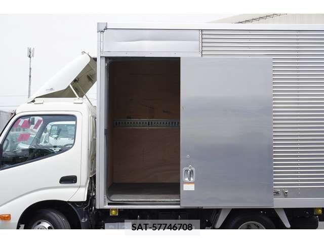 Toyota TOYOACE 2018-02 377816-14