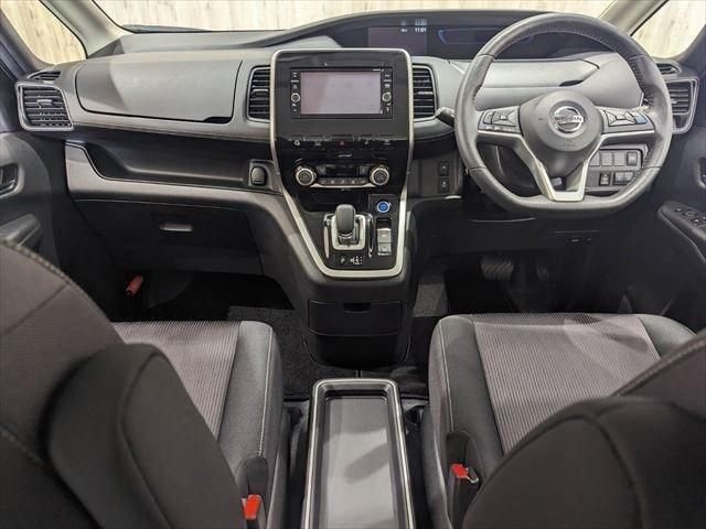 Nissan SERENA 2018-10 182962-18