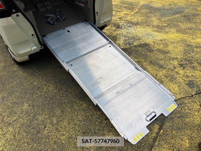Honda N BOX 2014-10 208410-5