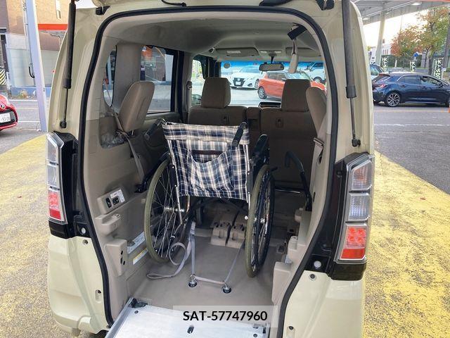 Honda N BOX 2014-10 208410-8