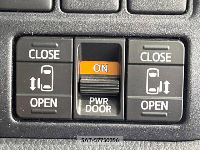 Toyota VOXY 2019-12 213903-6