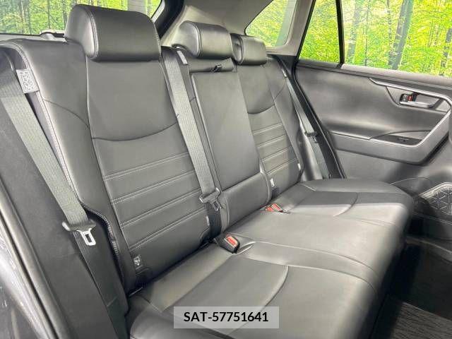 Toyota RAV4 2021-12 343493-9