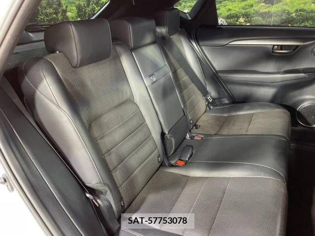 Lexus NX 2018-11 275682-9