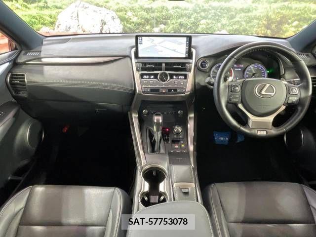 Lexus NX 2018-11 275682-1